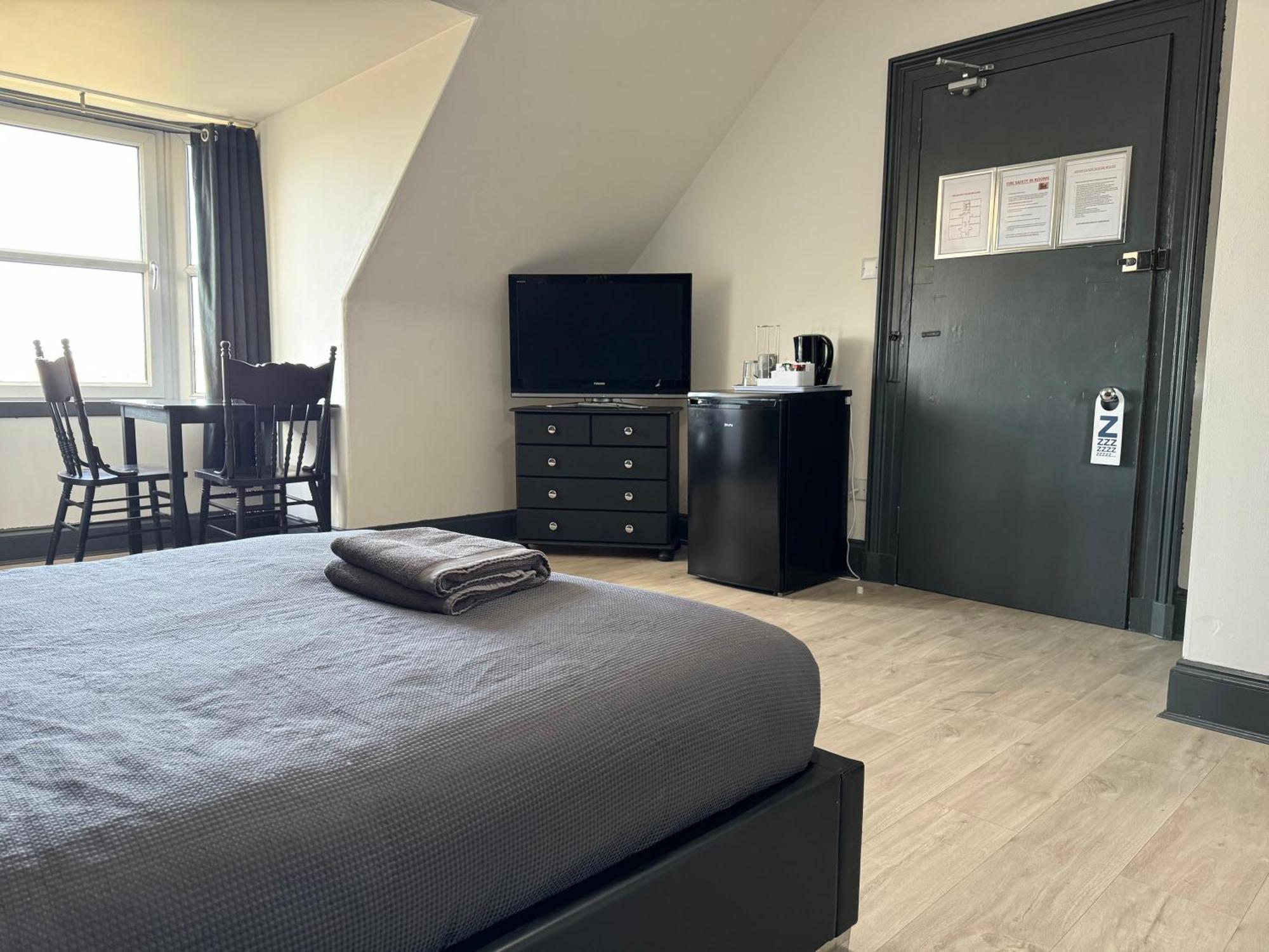 Aspen Guest House Пітергед Екстер'єр фото